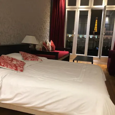 View Eiffel Tower Ch.elysees Appartement *