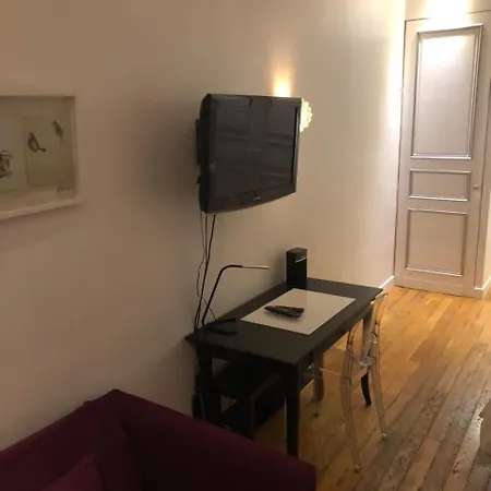 View Eiffel Tower Ch.elysees Apartment *