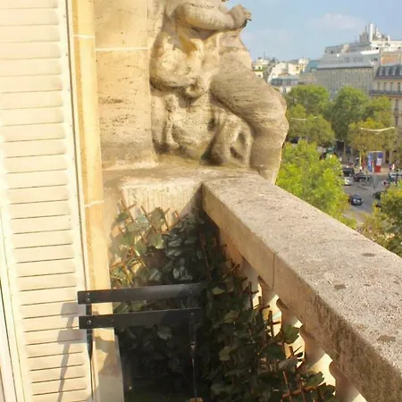 View Eiffel Tower Ch.elysees Apartment *