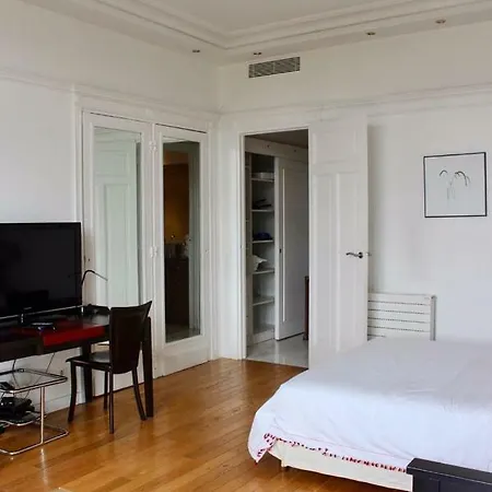 View Eiffel Tower Ch.elysees Appartement *