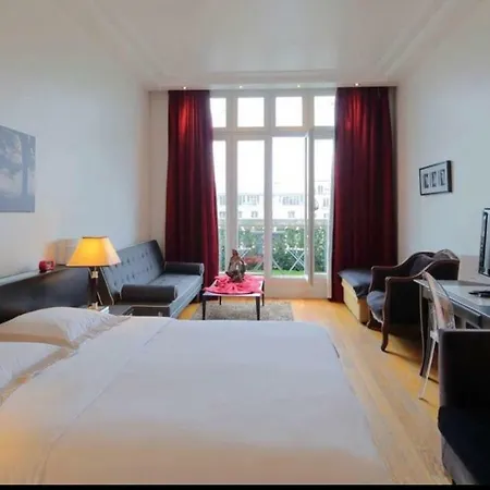 Apartment View Eiffel Tower Ch.elysees